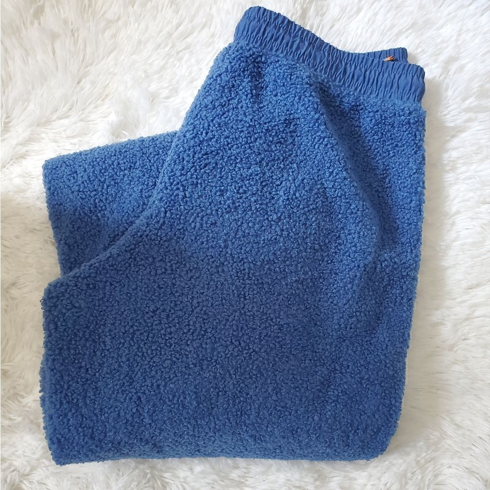 Russell Boy's Blue Fleece Sweat Pants - Size XL  14/16
